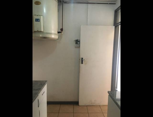 2 BEDROOM FLAT FOR SALE IN MUCKLENEUK